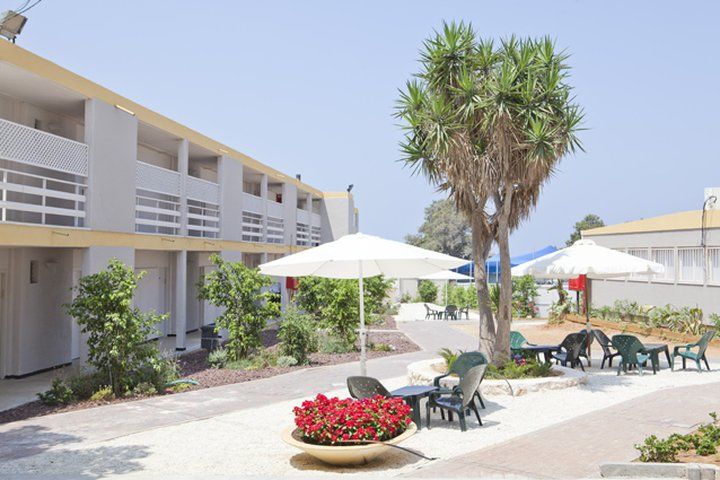 Q Village - Poleg Beach Netanya Exterior photo