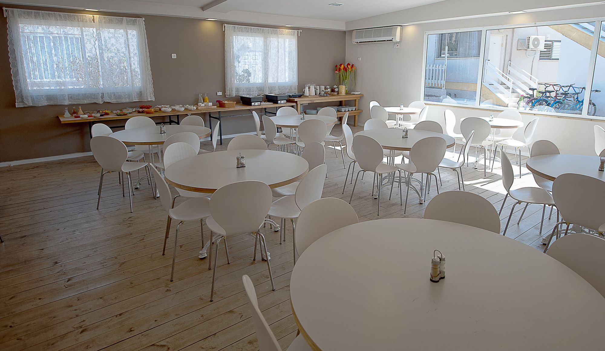 Q Village - Poleg Beach Netanya Exterior photo